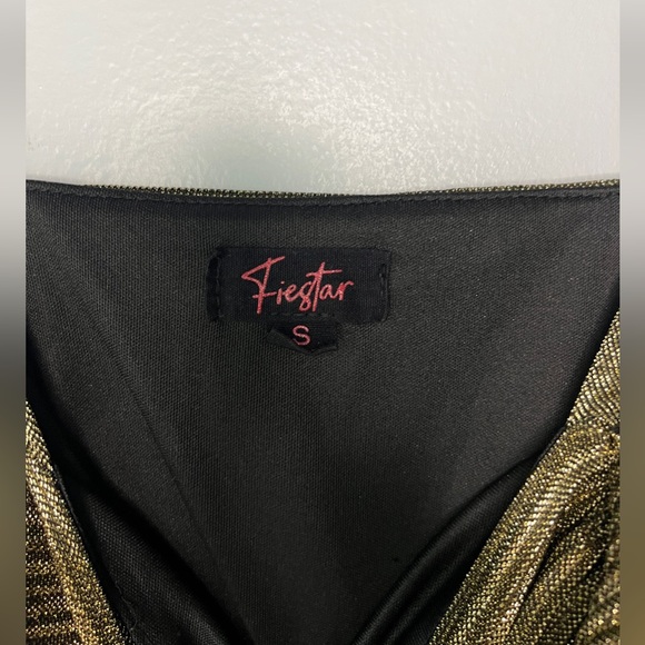 Fiestar Side Ruffle Shimmer Spaghetti Strap Dance Crop Top in Gold, Size Small - Picture 3 of 3